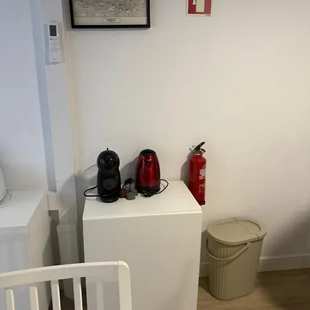 Casinha Da Penha De Franca Лісабон