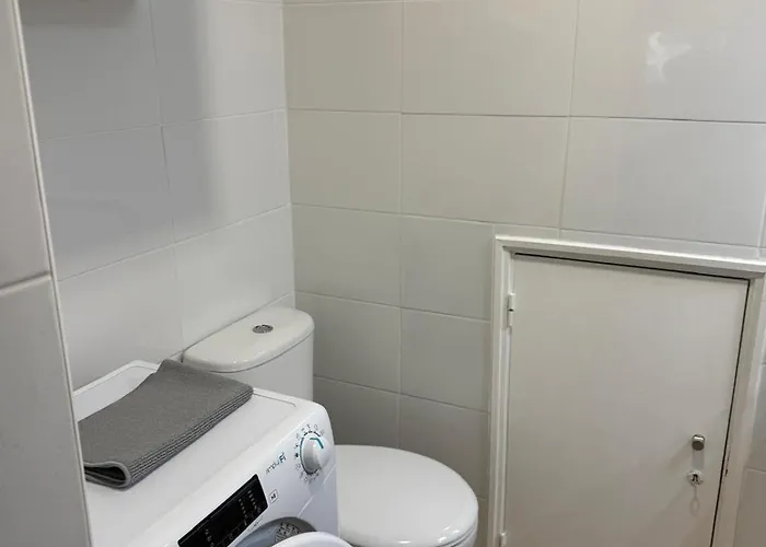 Casinha Da Penha De Franca شقة Lisboa